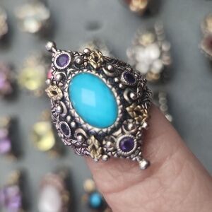 Elegant Silver and Turquoise Ring